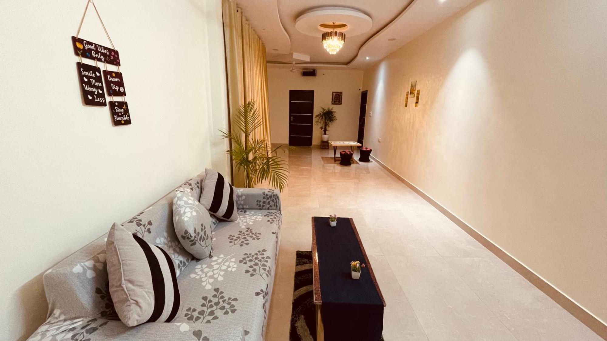 Atulyam Stays Sushant Golf City Lucknow Esterno foto