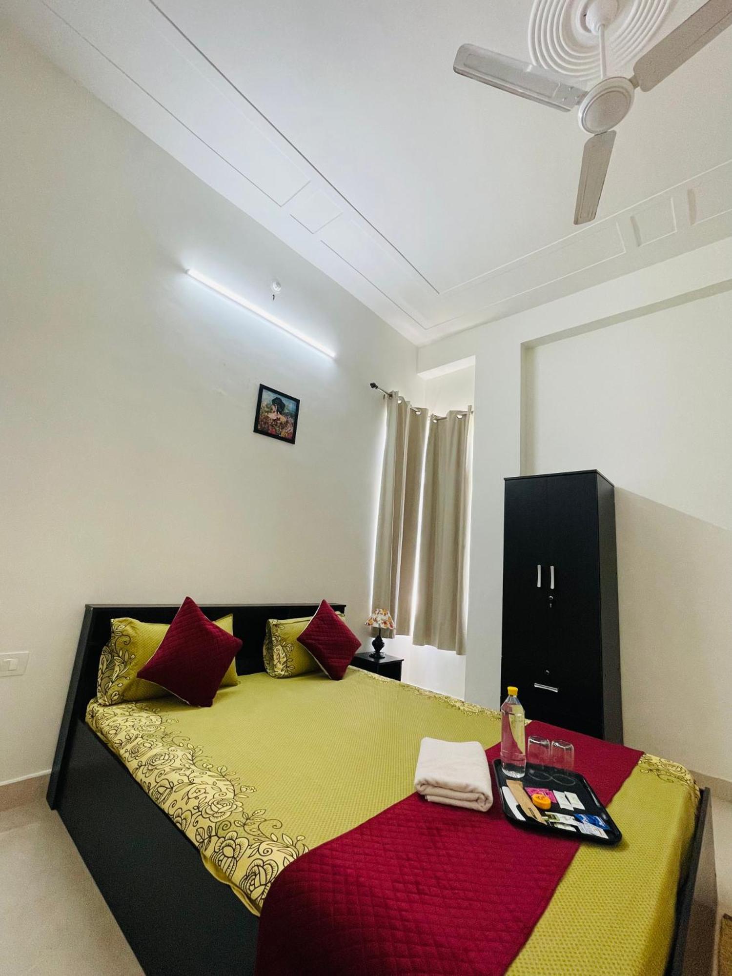 Atulyam Stays Sushant Golf City Lucknow Esterno foto