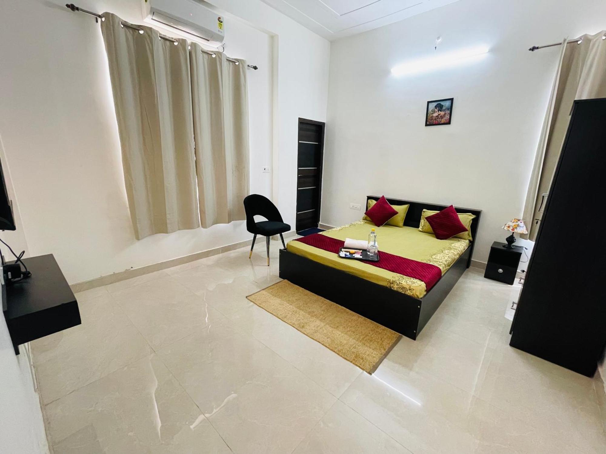 Atulyam Stays Sushant Golf City Lucknow Esterno foto
