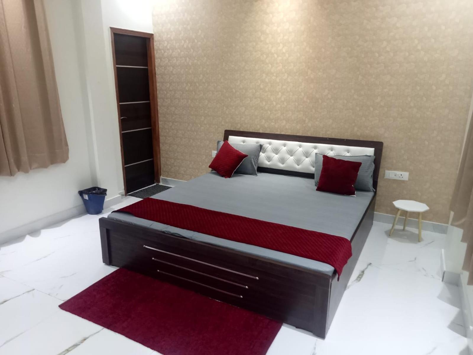 Atulyam Stays Sushant Golf City Lucknow Esterno foto