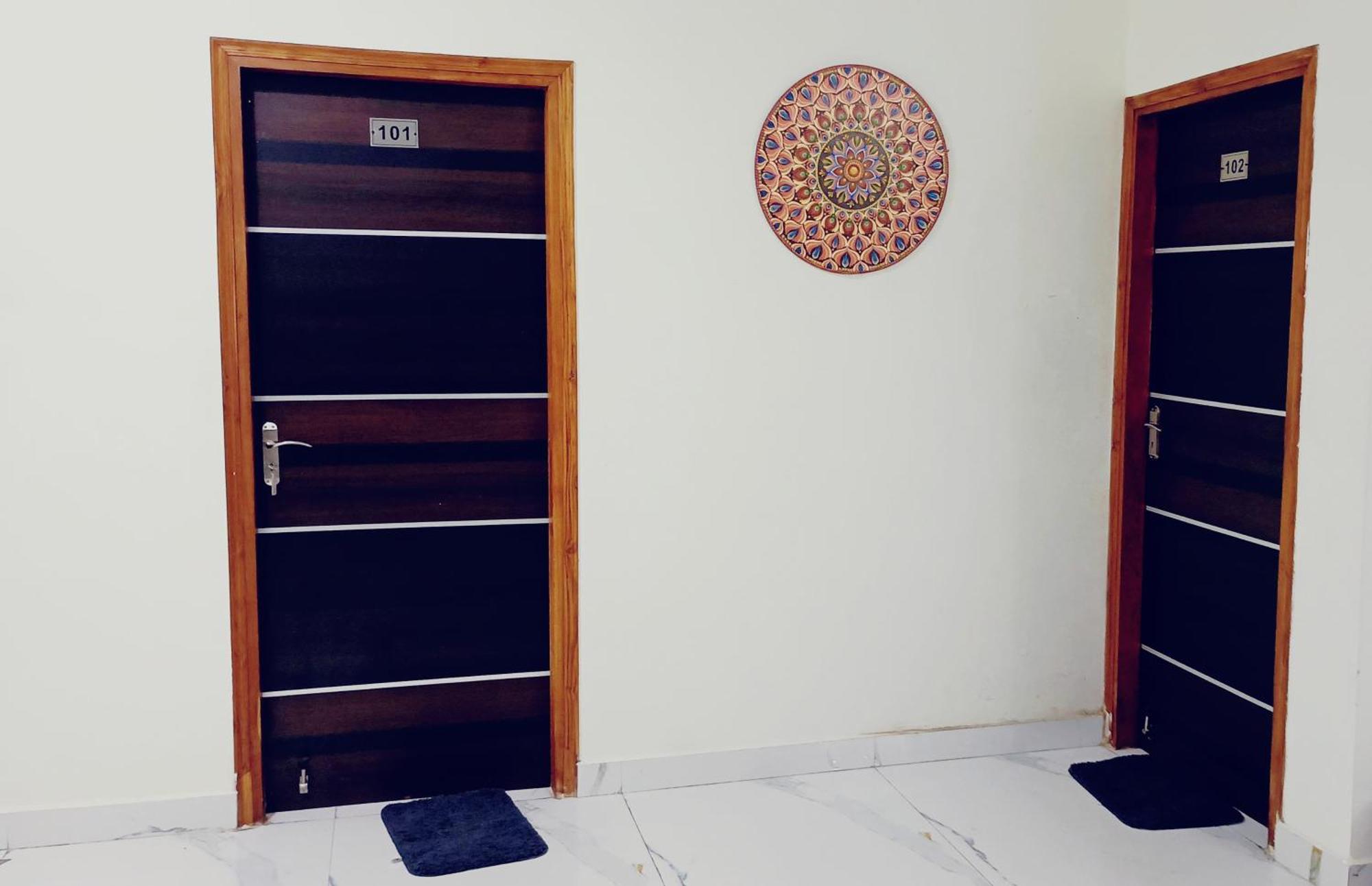 Atulyam Stays Sushant Golf City Lucknow Esterno foto