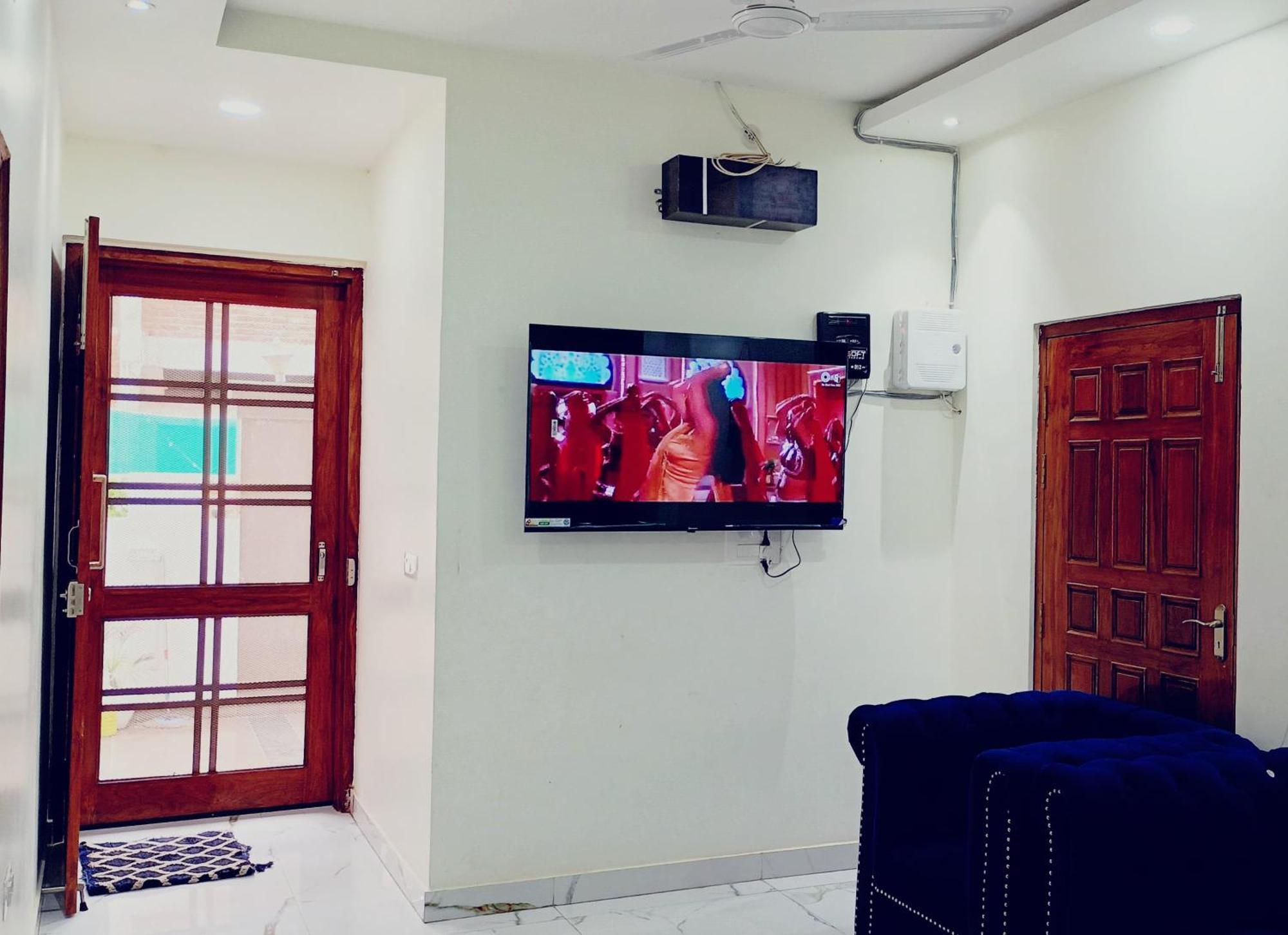 Atulyam Stays Sushant Golf City Lucknow Esterno foto